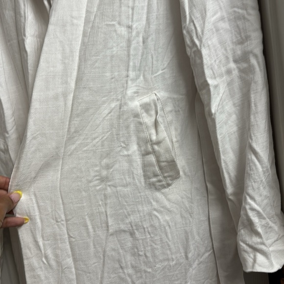 Naked wardrobe white linen satin white inside trench jacket size medium - Picture 3 of 5